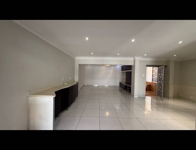 3 BEDROOM DUPLEX RENTED IN MUSGRAVE
